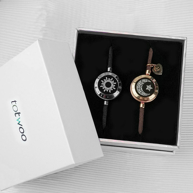 Zon & Maan Slimme Vibratie Armbanden met Milanese Ketting (Zwart + Bruin)
